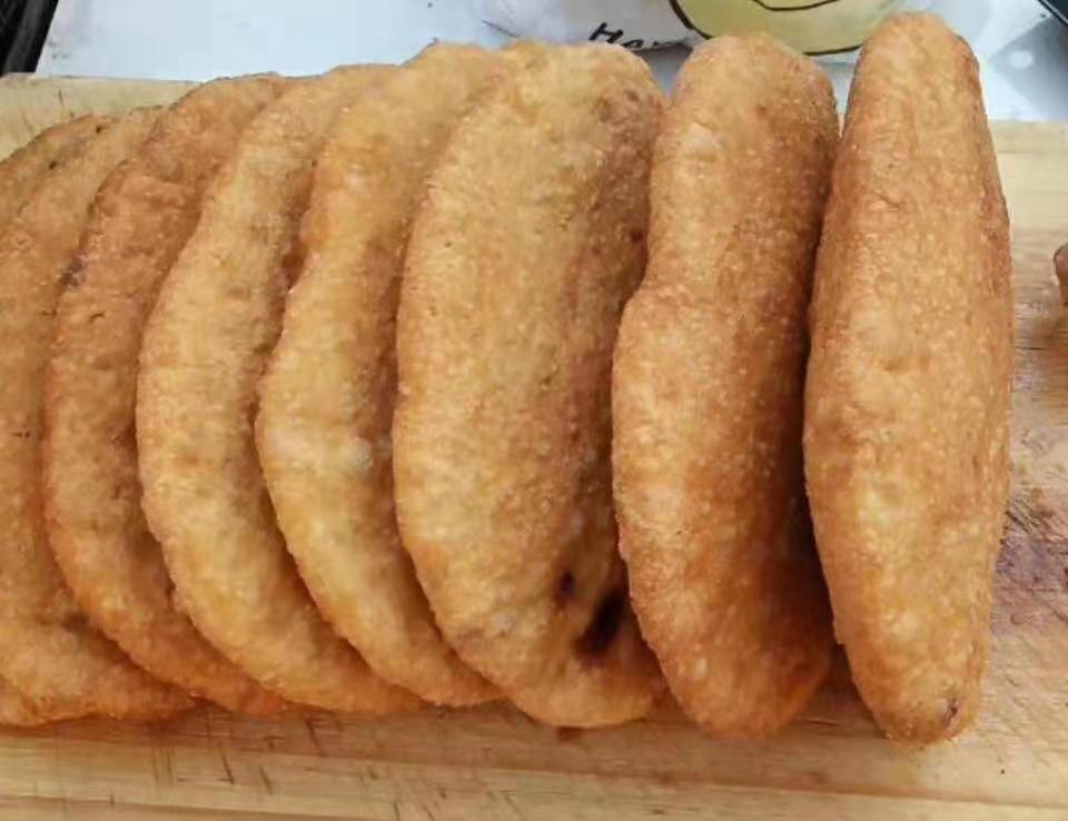 山东郓城壮馍烧饼夹牛肉香河肉饼郓城壮馍4个状馍2包胡辣汤