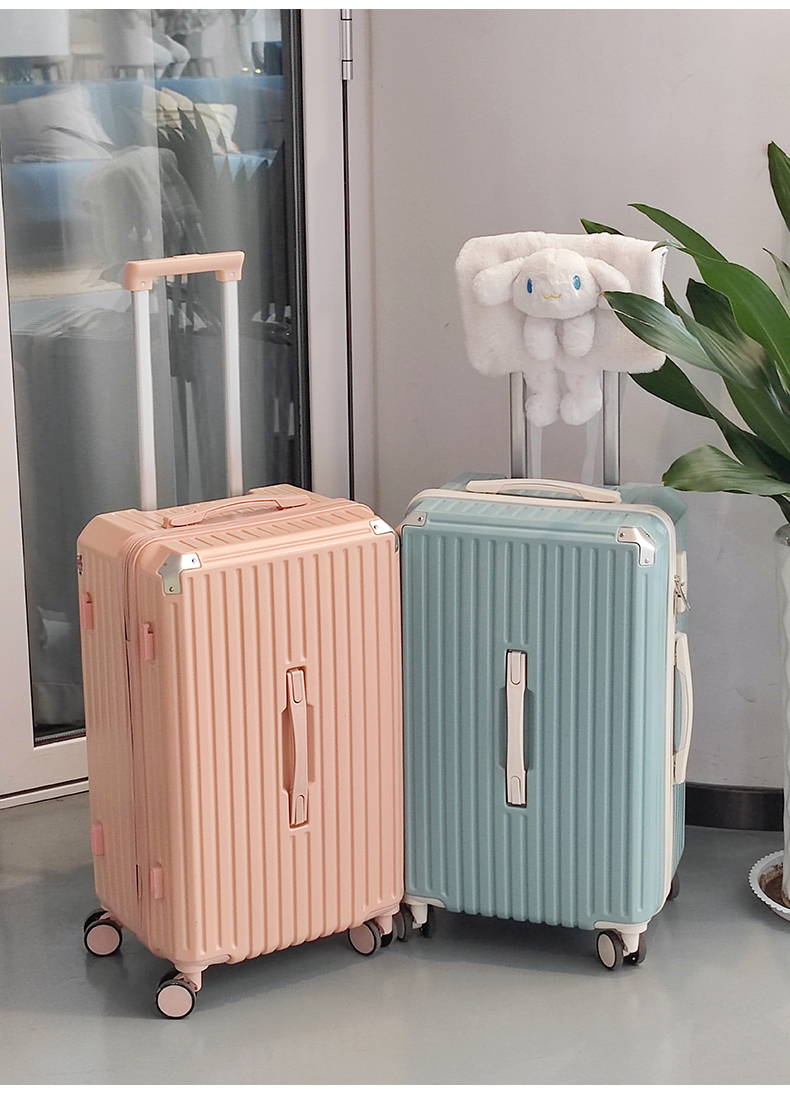 卡帝乐鳄鱼(cartelo)三七开行李箱女大容量超大28英寸高颜值30英寸