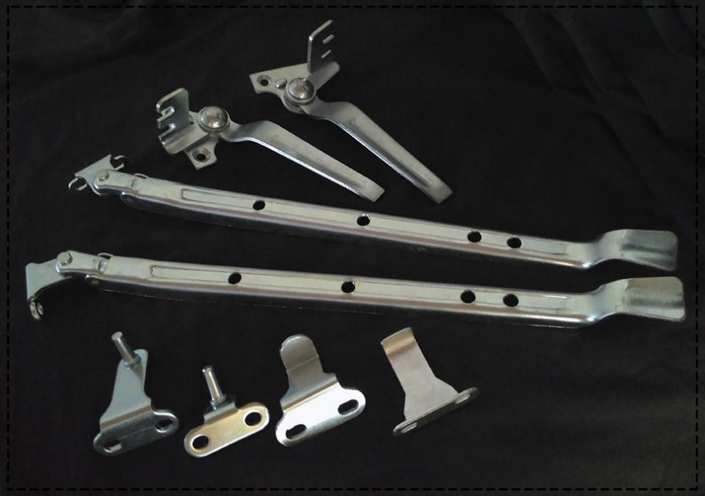 老式钢窗配件铁执手 窗用配件 窗钩 铁窗把手钢窗支撑拉手窗转把 卡簧