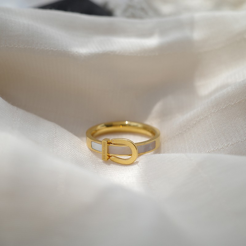 魅星紫轻奢设计天然贝母戒指女时尚百搭简约锆石指环皮带贝母戒指美号