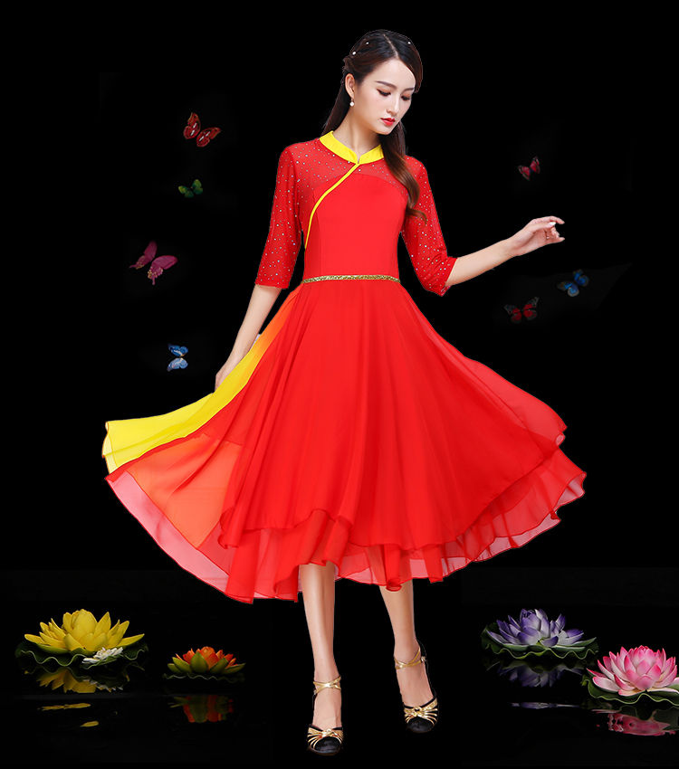 春英雨夜广场舞连衣裙 红枣树舞蹈大摆裙 跳舞套裙长裙子演出服装 正