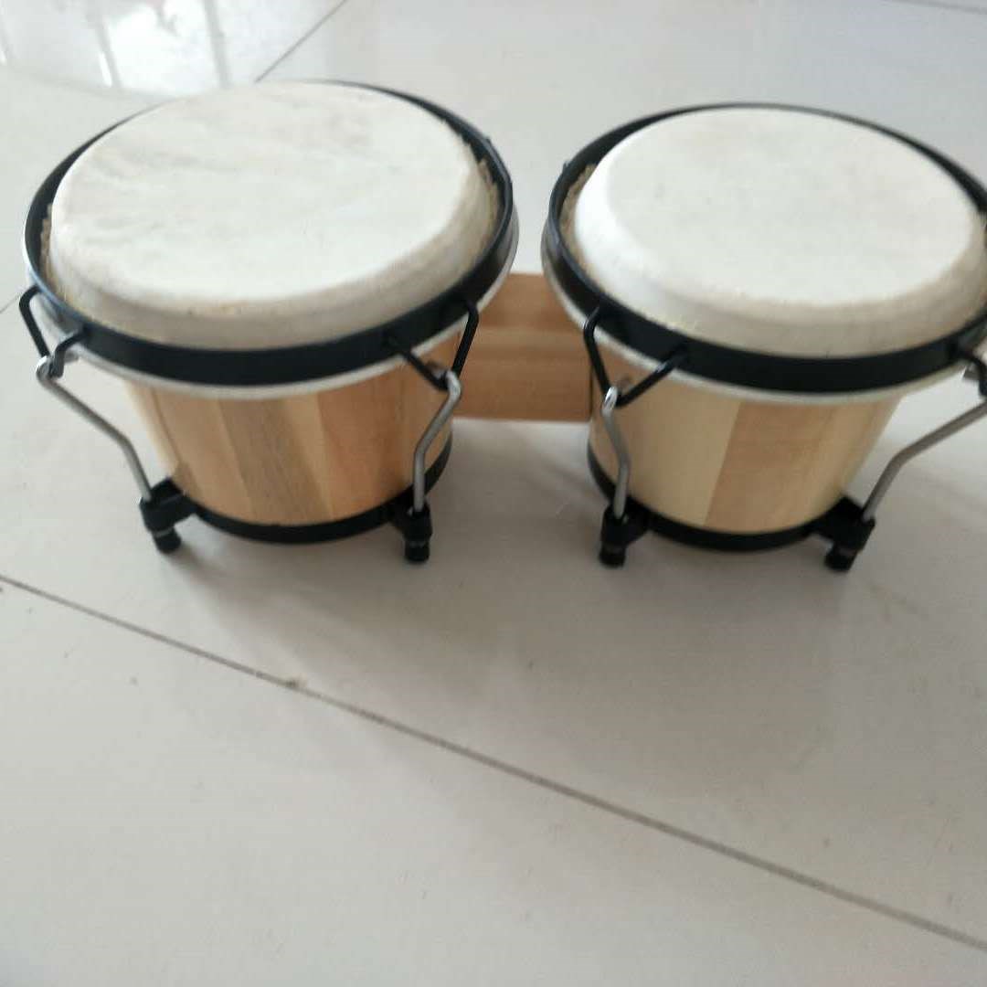 幼儿乐器儿童手提鼓非洲鼓战鼓韩国地鼓幼儿早教教具邦戈鼓红三角战鼓