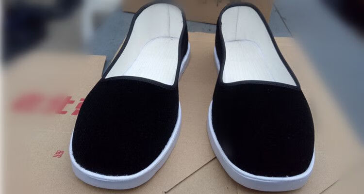 现做白塑料底布鞋男女方口布鞋平绒方口田园低帮黑色帆布鞋一字扣