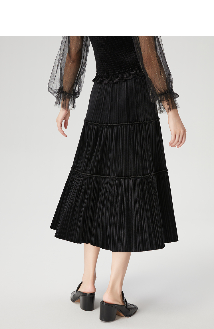 爱居兔秋季新款女装街头风层次面料宽松版型遮肉半身裙裙子eqddj3l015