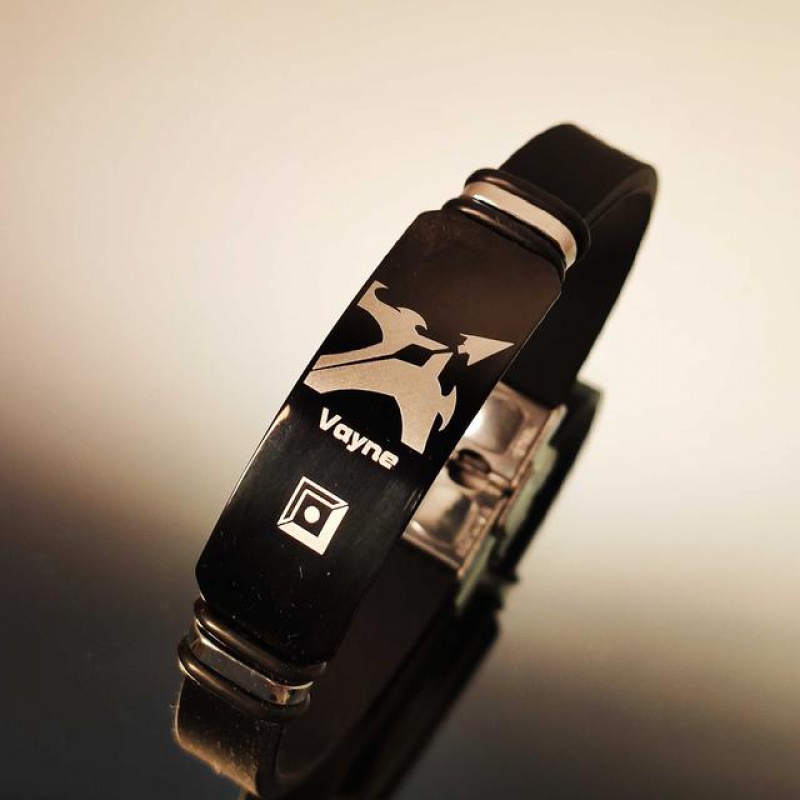 手环战队周边炫酷创意签名情侣游戏手环学生毕业礼品诺克萨斯之手黑针