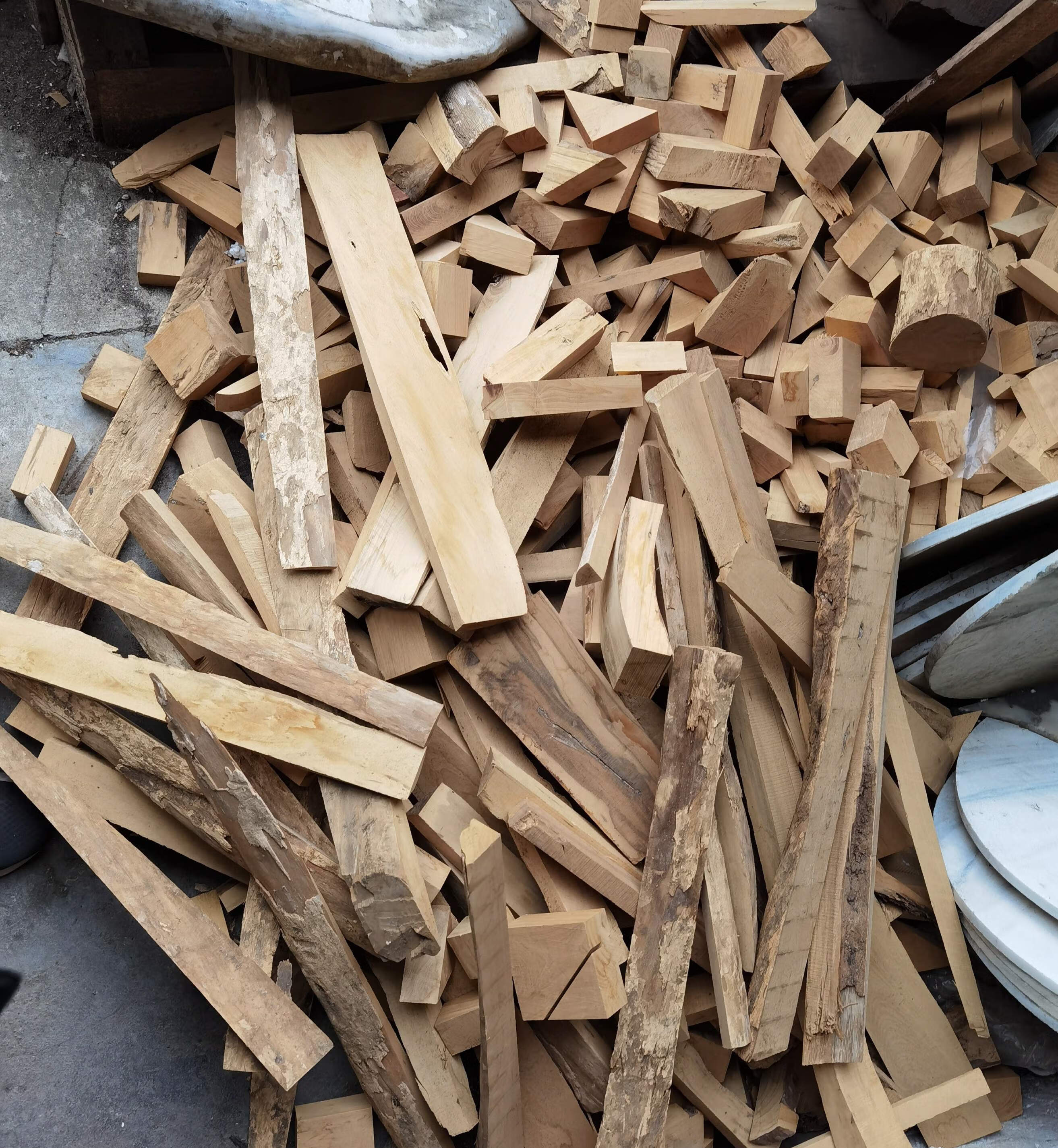 黄杨木料 小叶黄杨木料边角料黄杨木块原料雕刻料练习料原木手把件