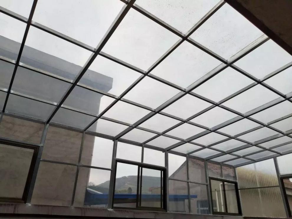 耐力板阳光板雨棚车棚天井采光瓦玻璃钢房瓦丛一楼红色10mm厚双层阳光