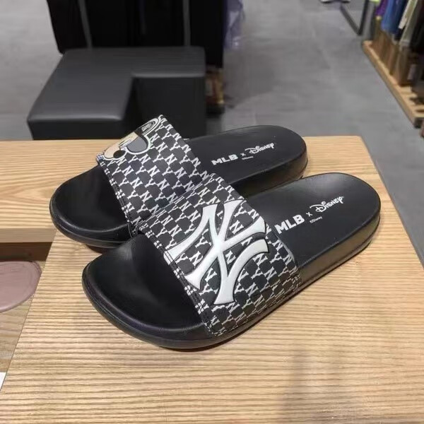 mlb拖鞋韩国夏季男女情侣洋基队小蜜蜂刺绣ny运动休闲沙滩一字拖 米奇