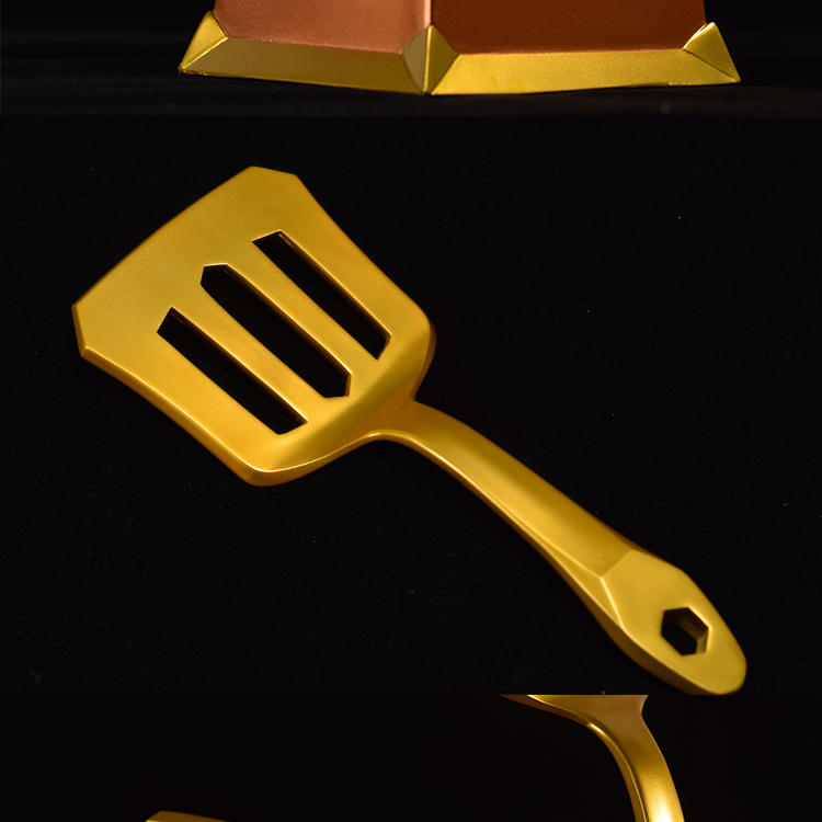 云顶之弈金铲铲之战实物模型新年节日生日礼品顺丰单个金铲铲没有底座