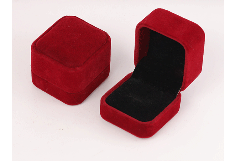 绒布戒指盒婚礼首饰盒翻盖空盒子求婚钻戒对戒盒子单个戒指盒轻奢高档