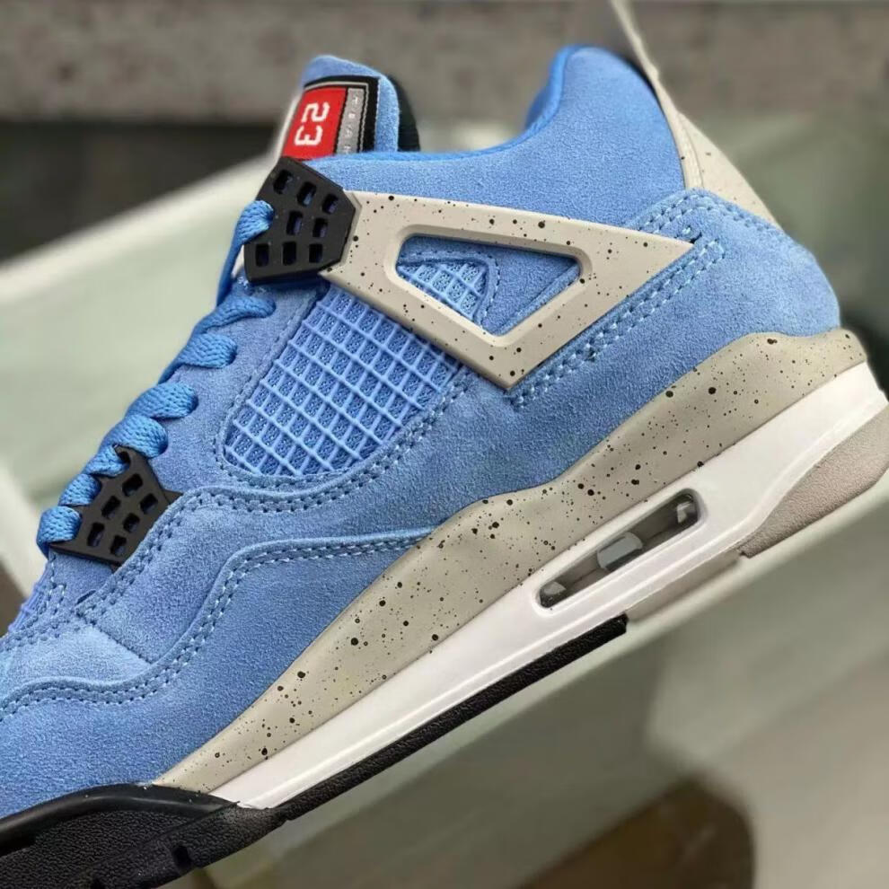 【品牌特价】aj飞人乔4大学蓝 白蓝麂皮男女运动鞋气垫休闲情侣篮球鞋