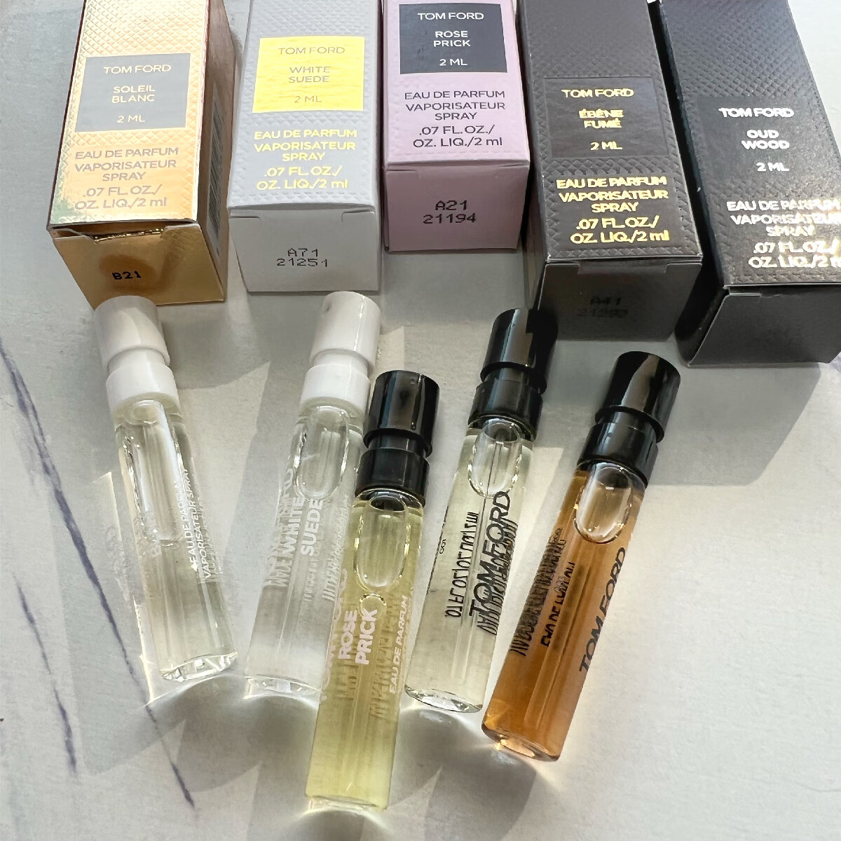 【官方旗舰】烟氲圣木tf香水小样原装试管装带喷嘴2ml乌木沉香白麝香