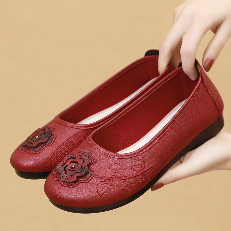 老北京布鞋女式特大码女士春秋季时尚中年浅口方口妈妈工装轻便透气42