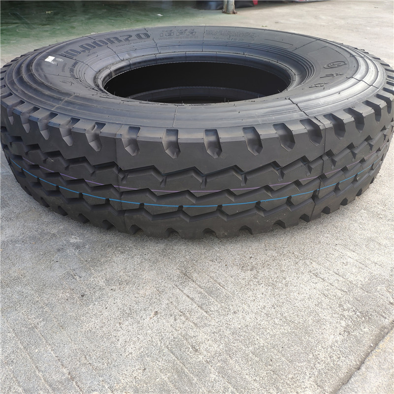 开运轮胎900r20 1000r20 1100 1200r20 全钢加强型耐磨载重货车胎