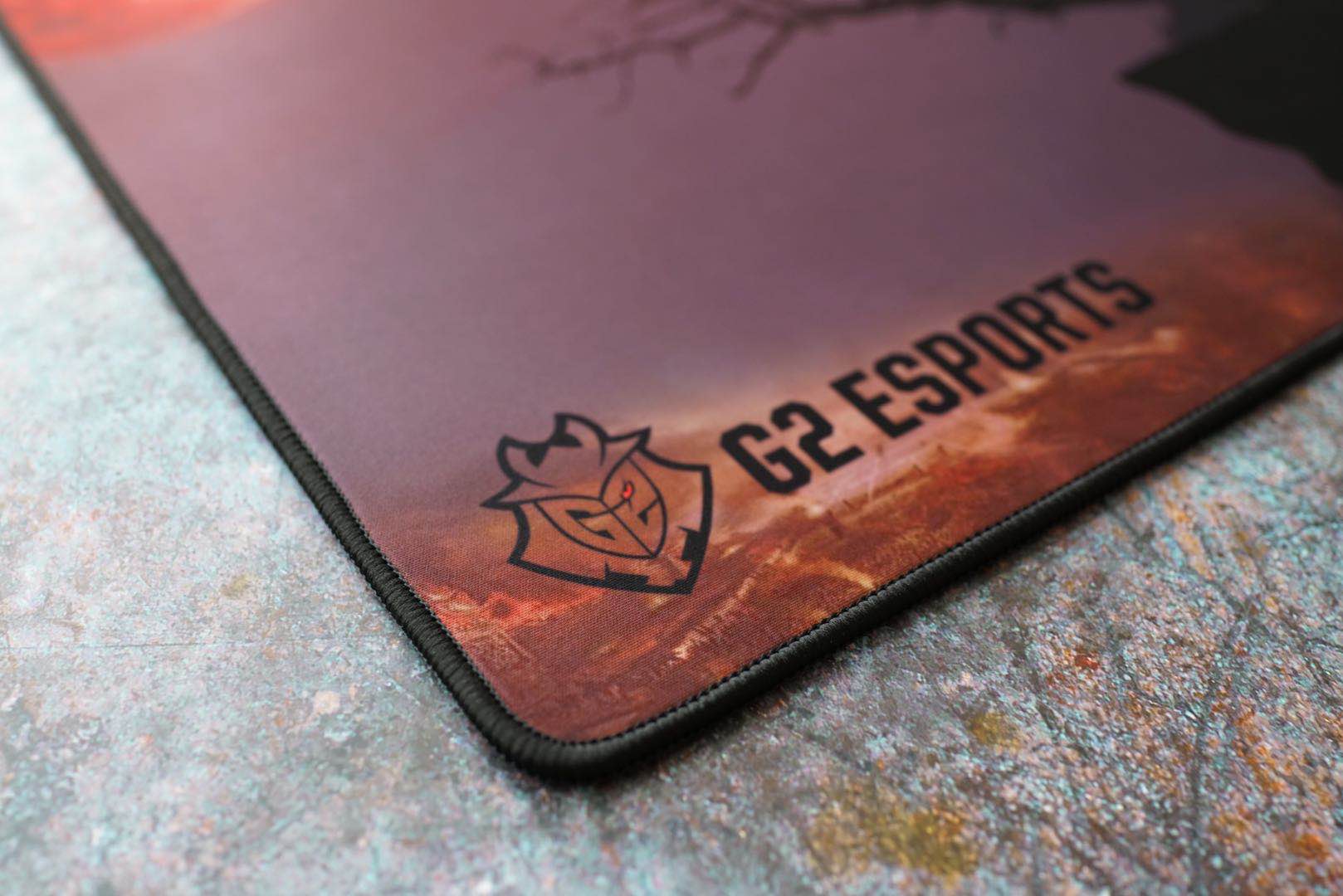 莱昂凯外设店 电竞大号细面游戏鼠标垫二次元娘化 liquidcsgo战队