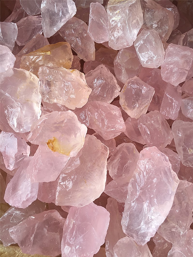 森洲天然莫桑比克星光粉水晶原石吊坠粉润体透芙蓉石男女挂坠10元一个