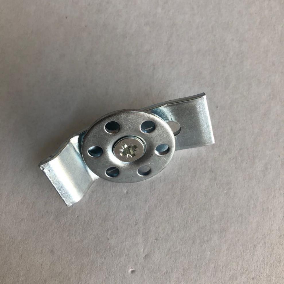 台下盆固定扣件台下盆挂件固定件免打孔扣件铁盆圆扣件挂片镀锌不锈钢