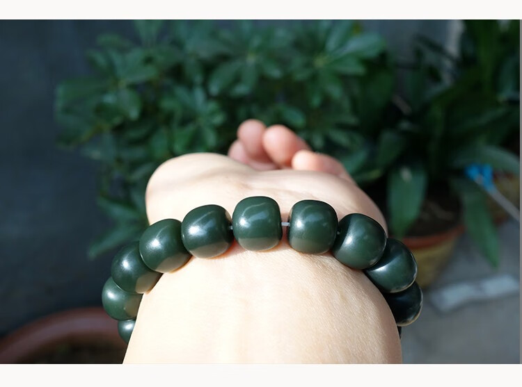 森洲和田玉天然青玉老型珠手链塔青一细料蓝调桶珠手串单玉珠78mm