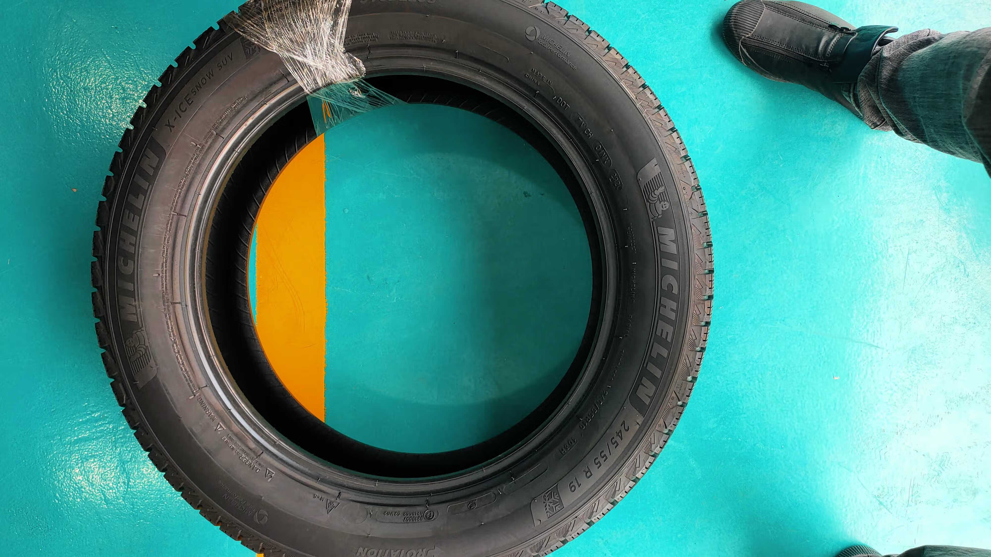 22年生产205 55 16 米其林全新雪地轮胎205/55r16冰雪防滑轮胎 22年