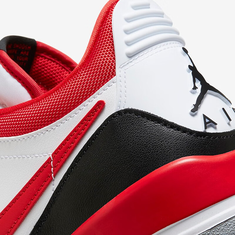 耐克nike air jordan legacy 312 low aj312黑白红芝加哥 44.