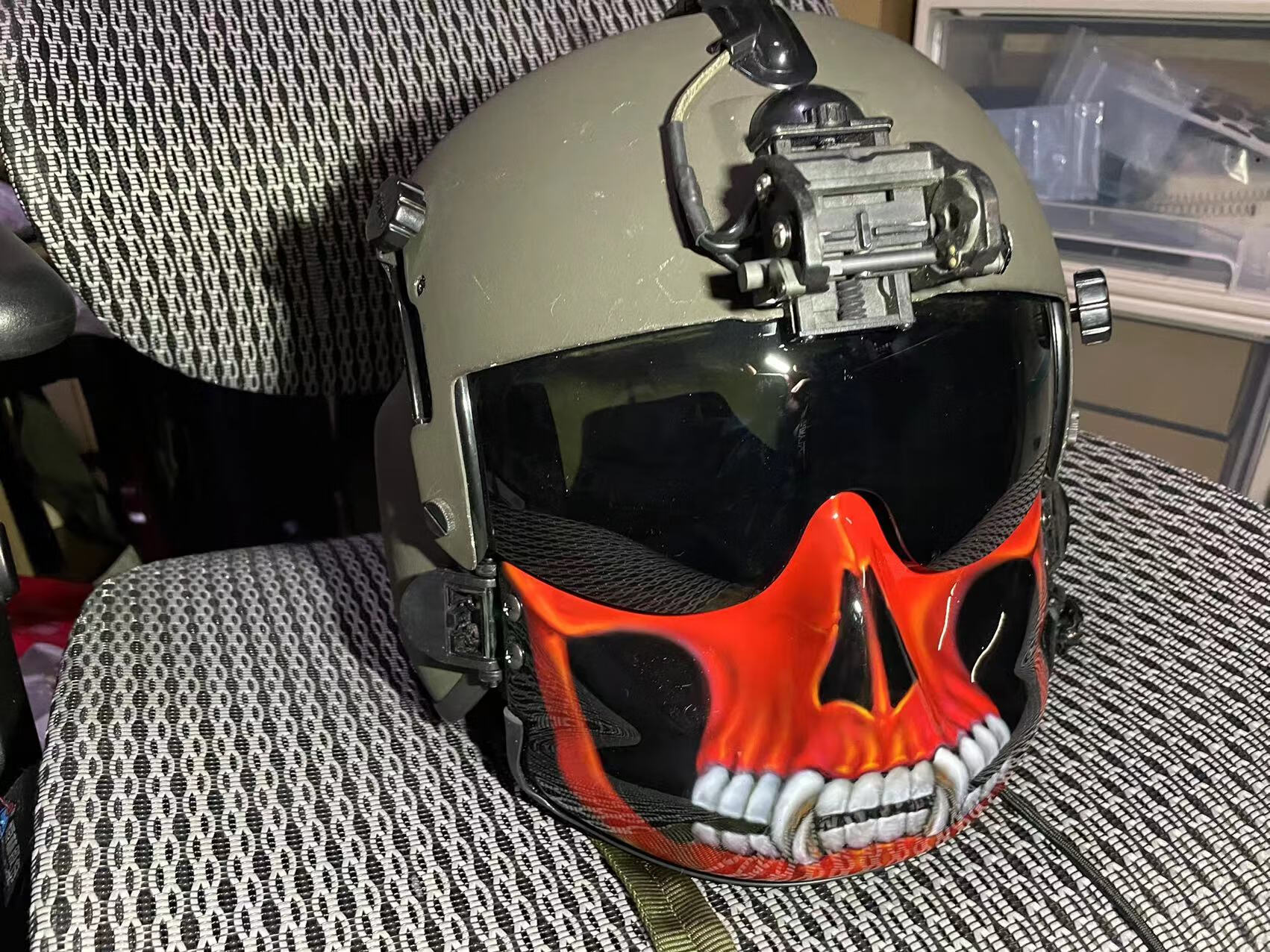 空军飞行员头盔复刻hgu-56/p美军陆航飞行头盔军迷适用于电动车摩托车