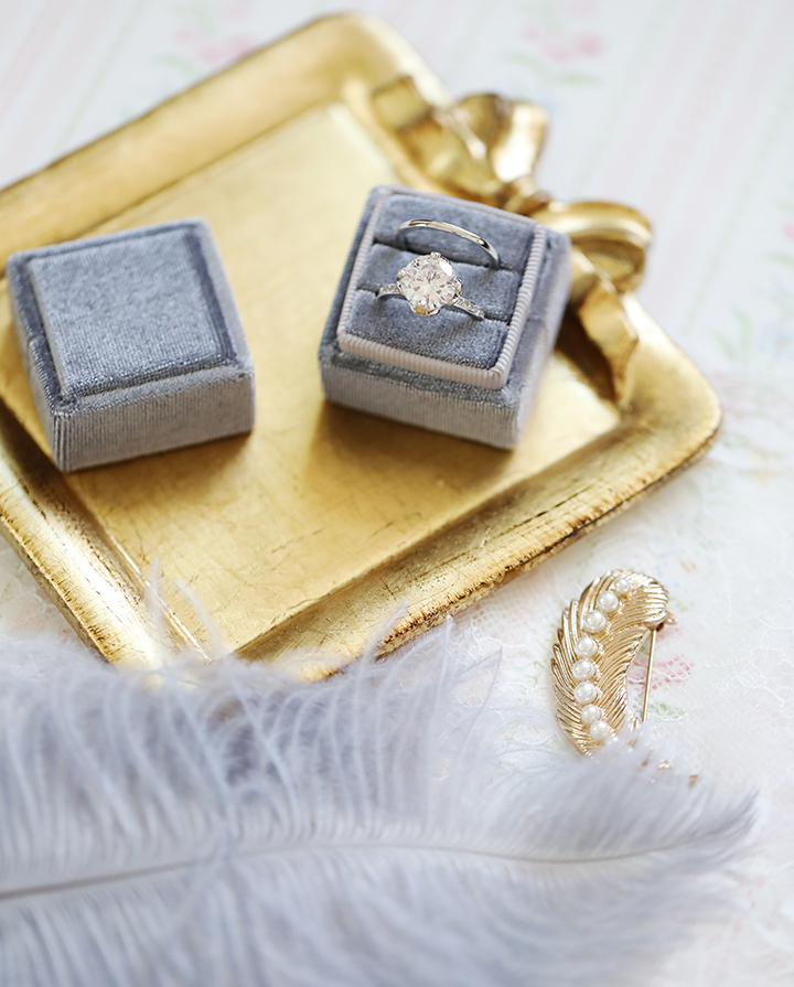 天鹅绒丝绒复古手工戒指盒珠宝首饰收纳盒包装盒求婚婚礼小物拍摄高级