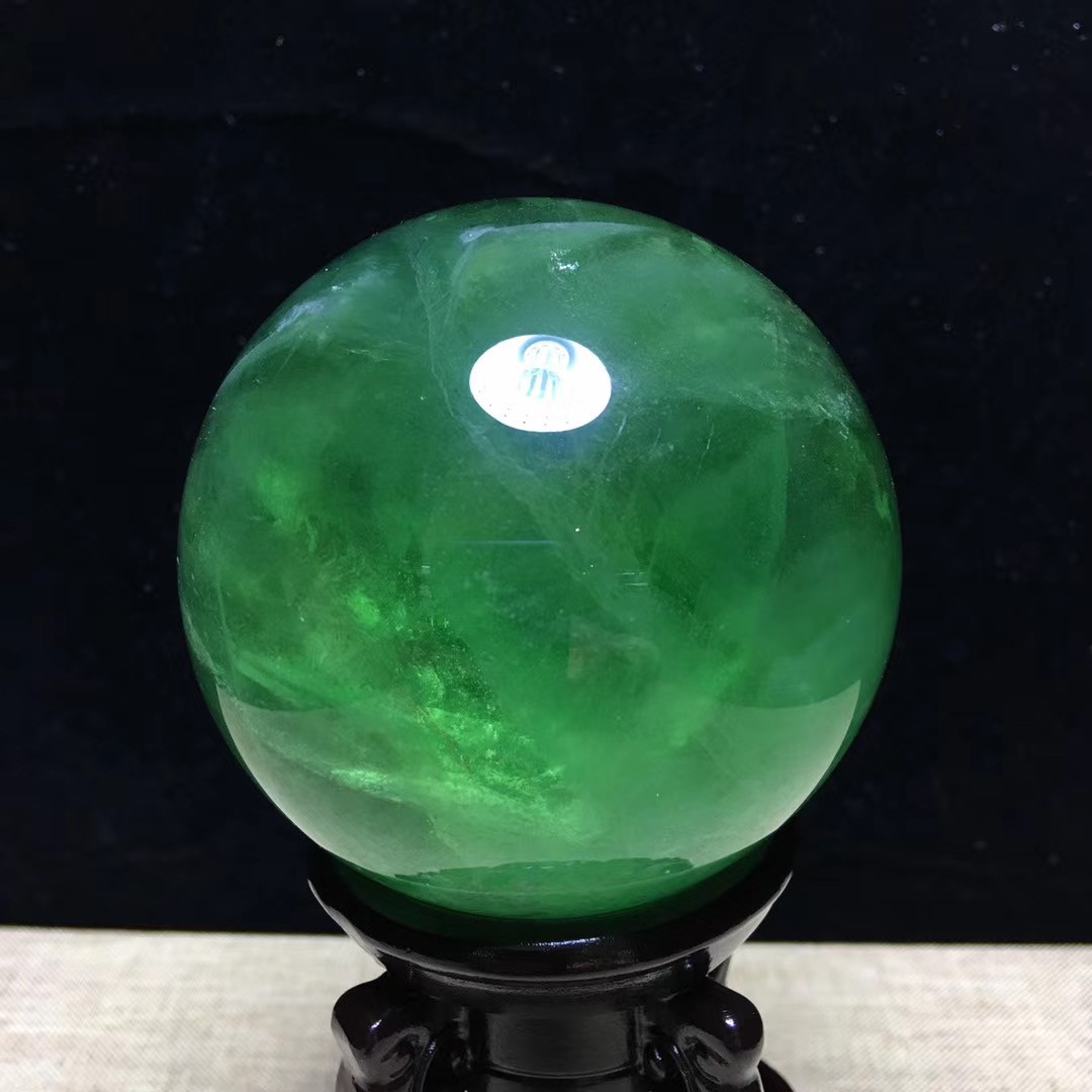 黛溪天然绿萤石水晶球摆件绿水晶球直径15厘米送底座