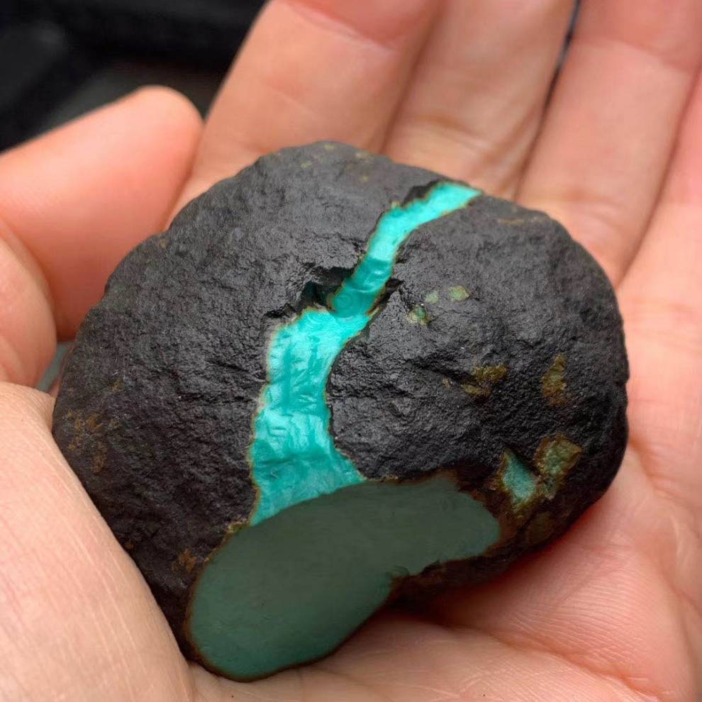 绿松石原石 十堰原矿绿松石原石毛料圆珠顶珠散珠雕刻佛头三通料边角