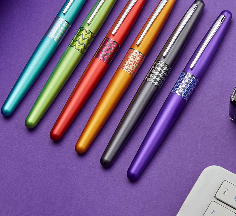 百乐(pilot)日本百乐(pilot)钢笔新款限定锦鲤礼盒套装78g升级版fp