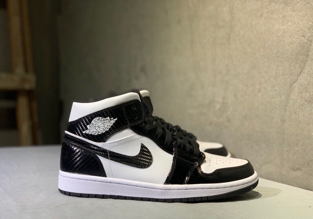 aj运动跑鞋二次元小闪电扣碎黑白熊猫板鞋男鞋女鞋篮球鞋 银粉云朵