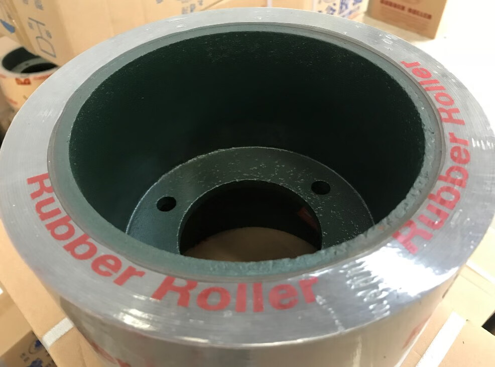 挽刻6寸白色砻谷胶辊 砻谷机胶辊 打米机胶轮碾米机配件大米脱壳专用