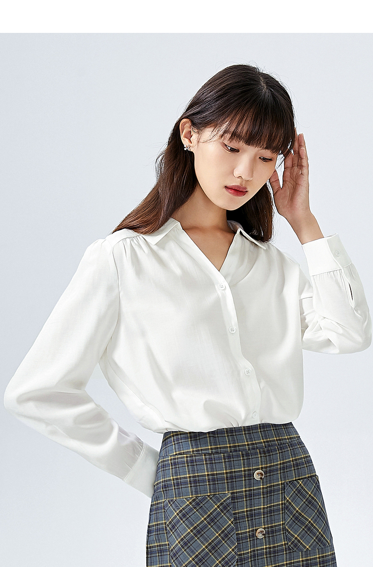 三福2021秋季女轻熟格纹褶皱设计衬衫舒适上衣女445281 米白 160/84a