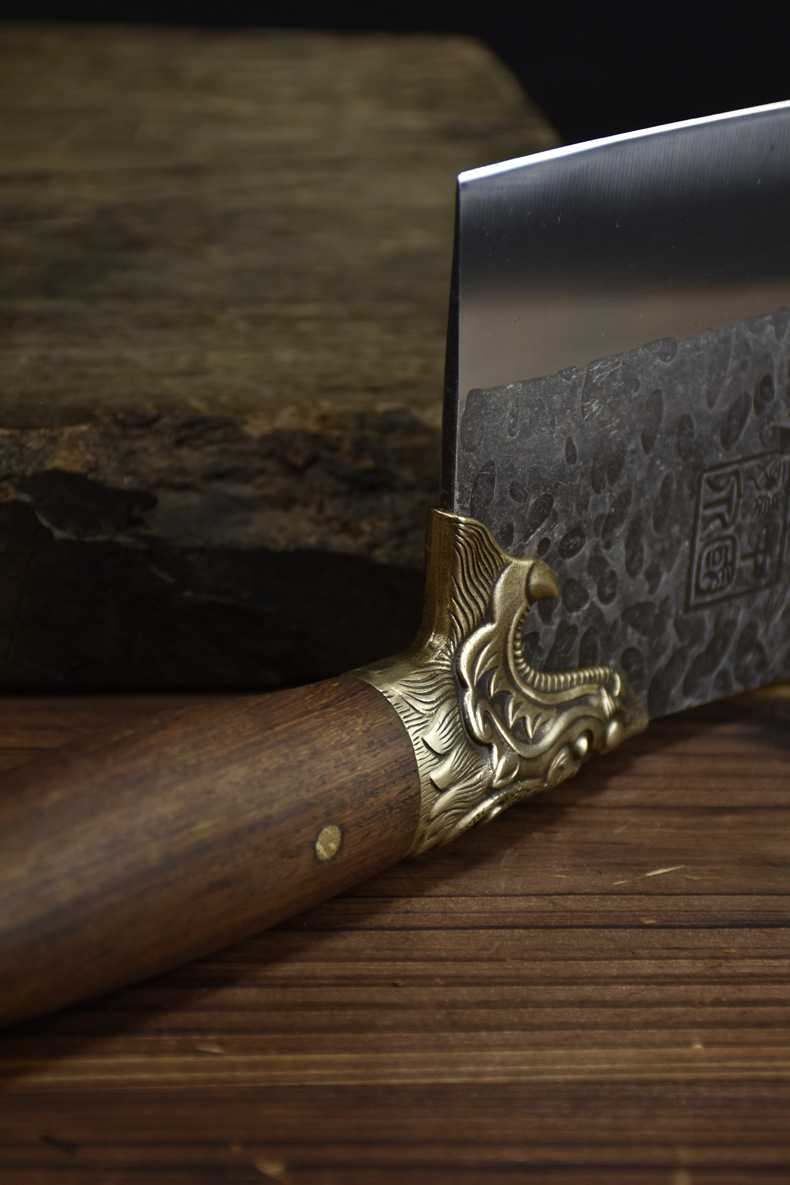 正宗龙泉纯手工锻打菜刀家用砍剁鸡鸭鱼骨刀斩切两用刀锋利切片刀厨师