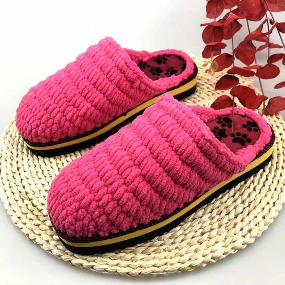 融巾勾拖鞋冰条线拖鞋粗毛线拖鞋保暖防滑居家拖鞋婚嫁成品鞋纯红色