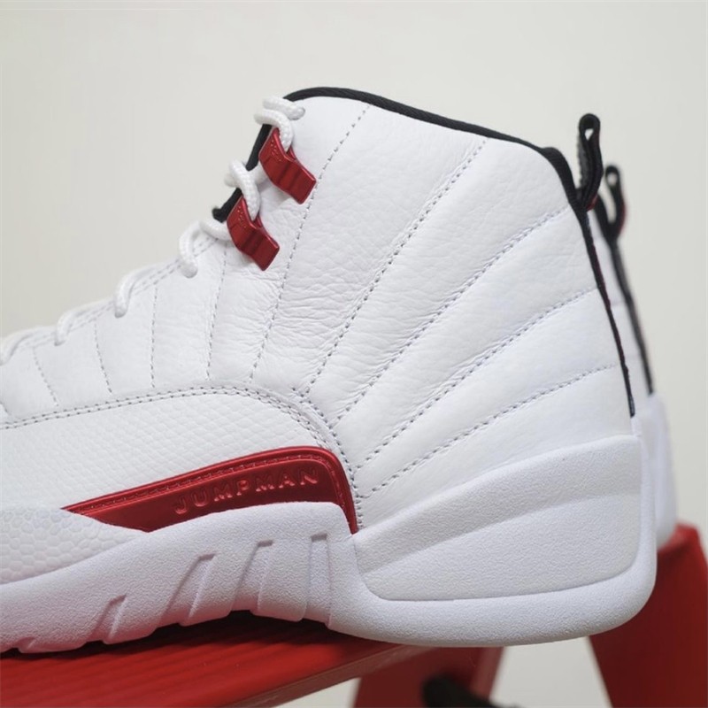 【现货】耐克air jordan 12 aj12 樱花白粉冰淇淋篮球鞋 510815-101