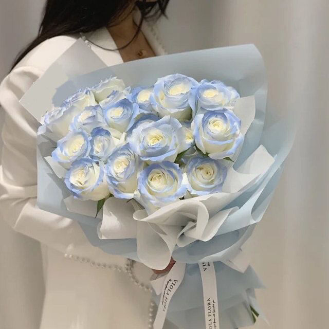 生日禮物女送女朋友閨蜜女生高級感創意ins碎冰藍玫瑰情人節花束13朵