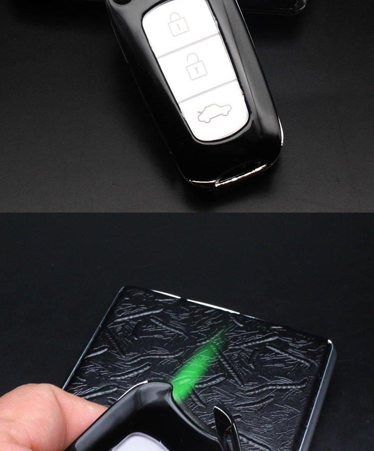 适用于汽车钥匙打火机玛莎拉蒂车仿真生日车型挂饰抖音挂件扣点烟器