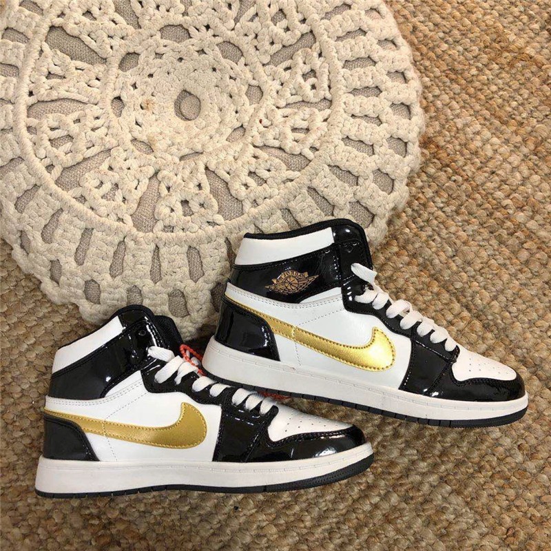 河北发货aj篮球鞋高帮男鞋空军一号运动鞋限定版aj倒钩兔八哥休闲鞋