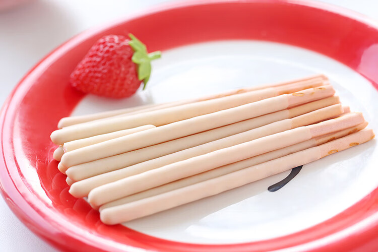 日本进口网红零食 pocky黄油扁桃仁草莓味涂层饼干棒下午茶 黄油