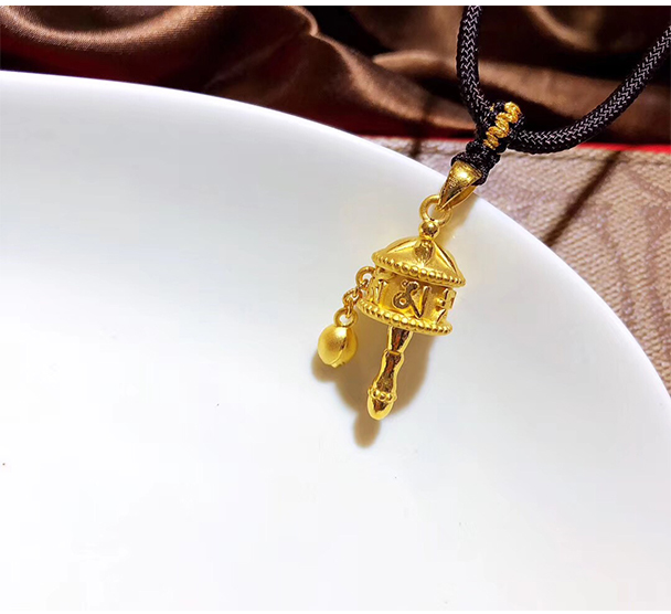 老凤凰六字真言转经筒吊坠女款黄金坠子挂绳短黑绳项链999足金西藏