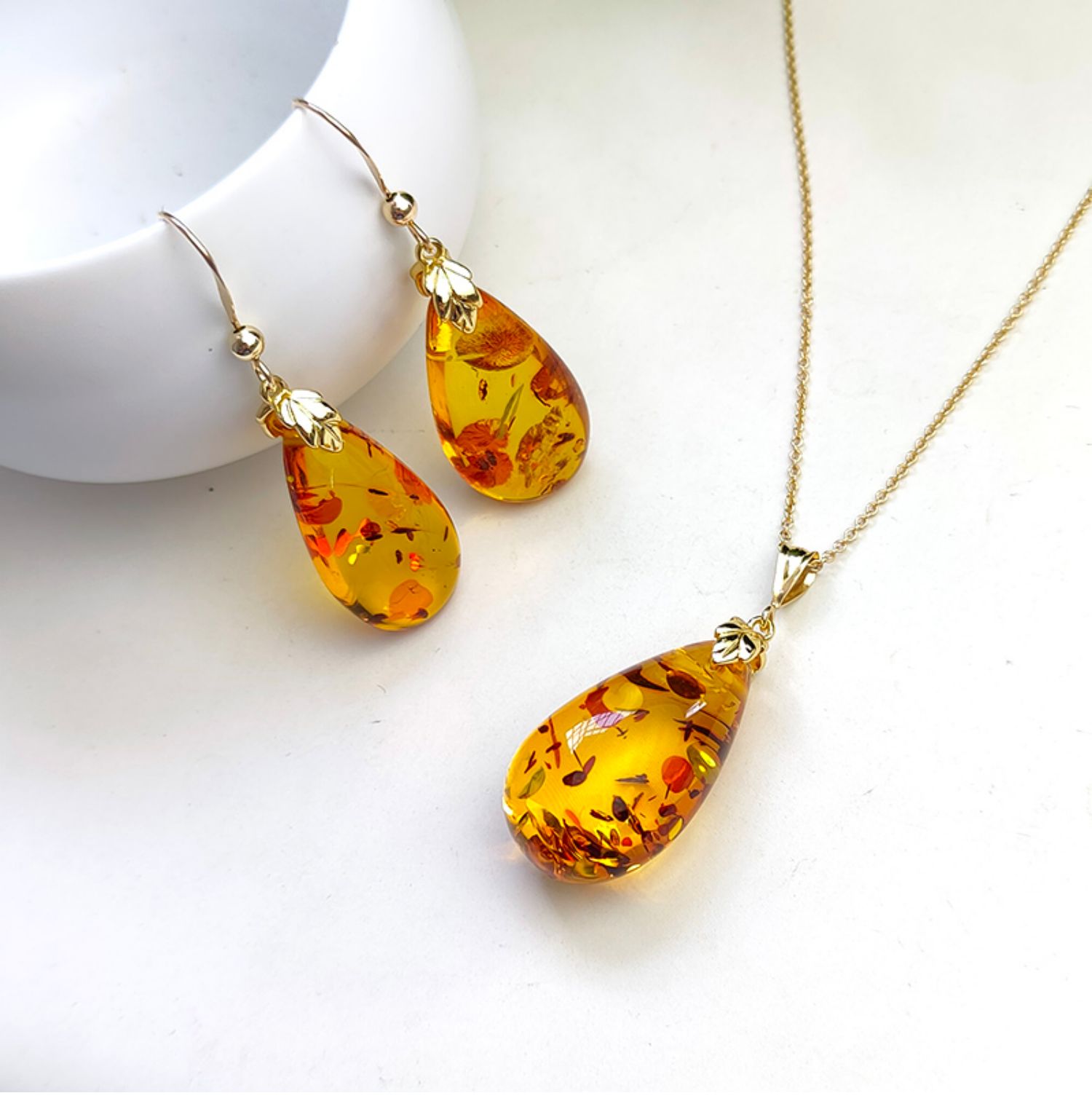 花珀 新款天然花珀耳环时尚百搭女款耳饰气质琥珀蜜蜡耳坠耳钩sn5429