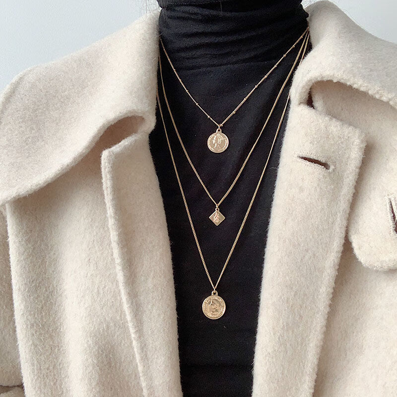 女王人像周长50cm中款品牌: 彩芷 商品名称:金币项链女锁骨链网红简约