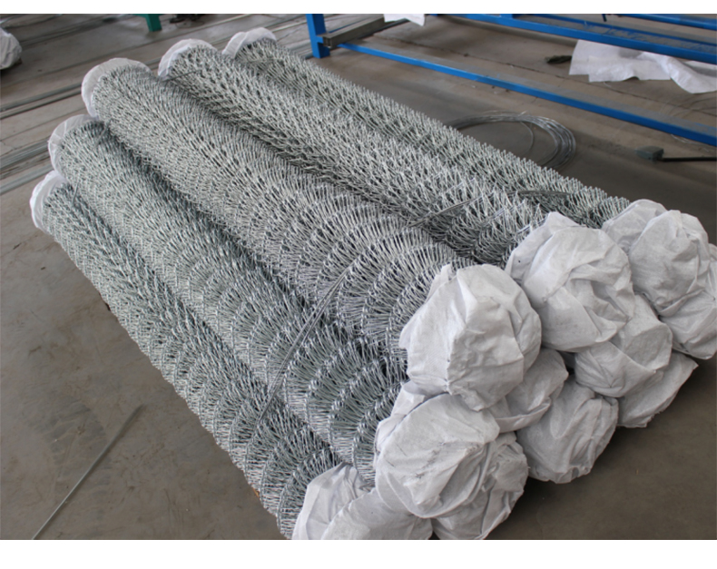 养鸡养狗勾花网养殖牛羊钢丝网果园护网纯钢丝网12米高x30米长孔6厘米