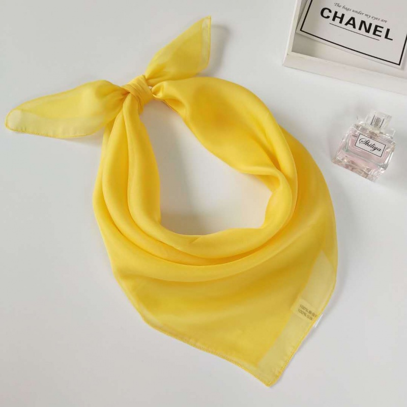 甄萌新品夏季丝巾脖套女小方巾围巾夏季时尚百搭女正方形薄款纱巾丝巾
