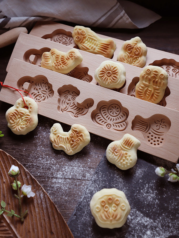 木质模具月饼卡通南瓜饼干绿豆糕点清明馒头烘焙巧果饽花小号合家欢乐