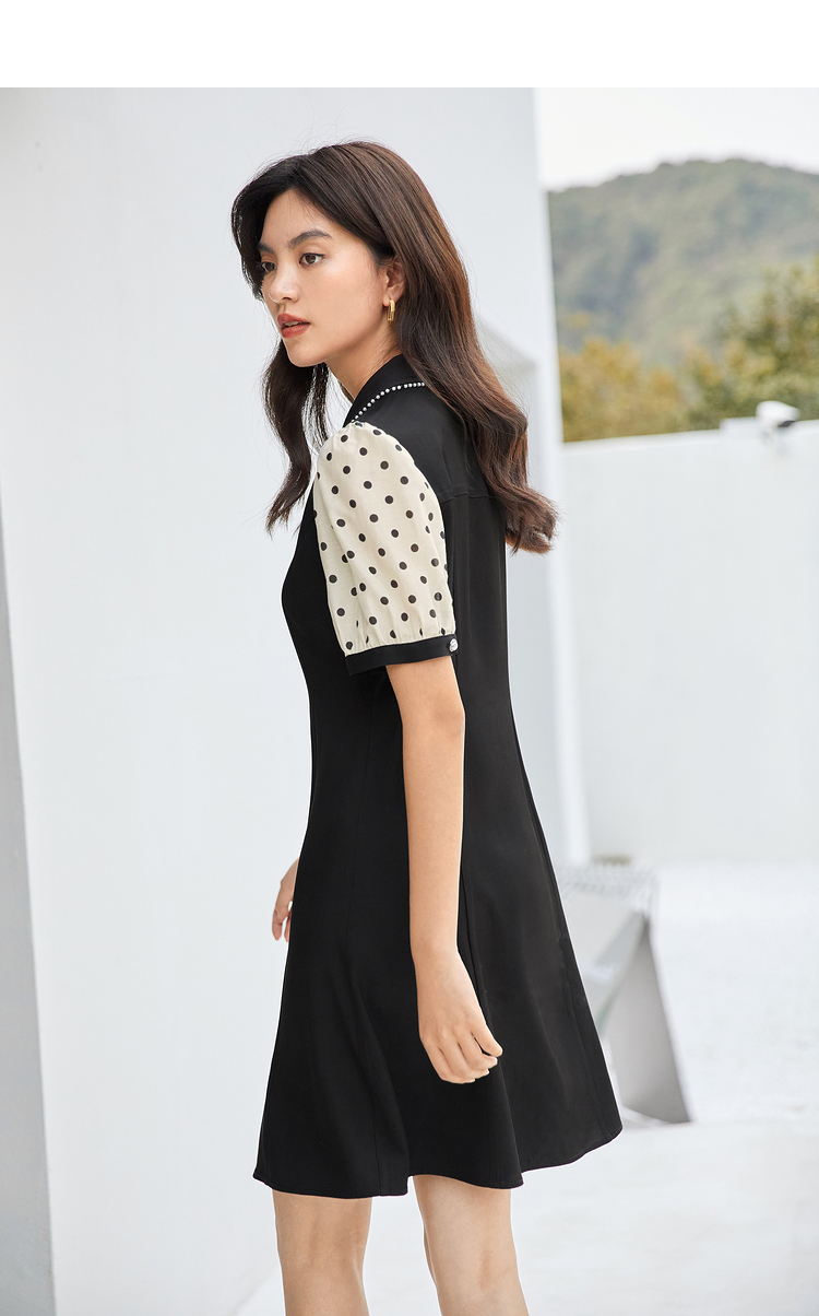 伊芙丽娃娃领a字连衣裙2021年新款波点泡泡袖裙子女夏气质小裙子 黑色