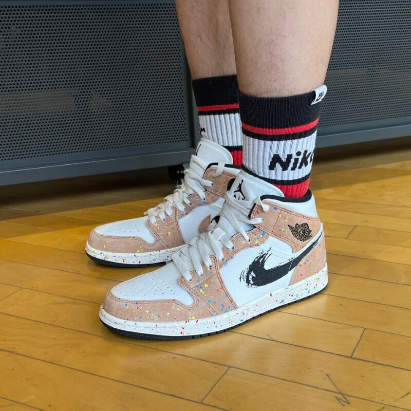 nike耐克男女鞋airjordan1aj1情侣款中帮透气休闲轻便耐磨运动篮球鞋