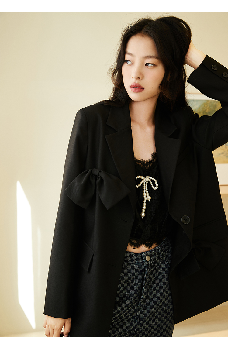 onemore2021秋装新款西装外套女蝴蝶结小西装外套宽松黑色西服女杏色