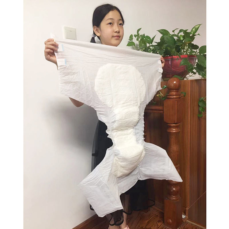 黄子韬霸气回击质疑！直播间揭秘医护级卫生巾工厂