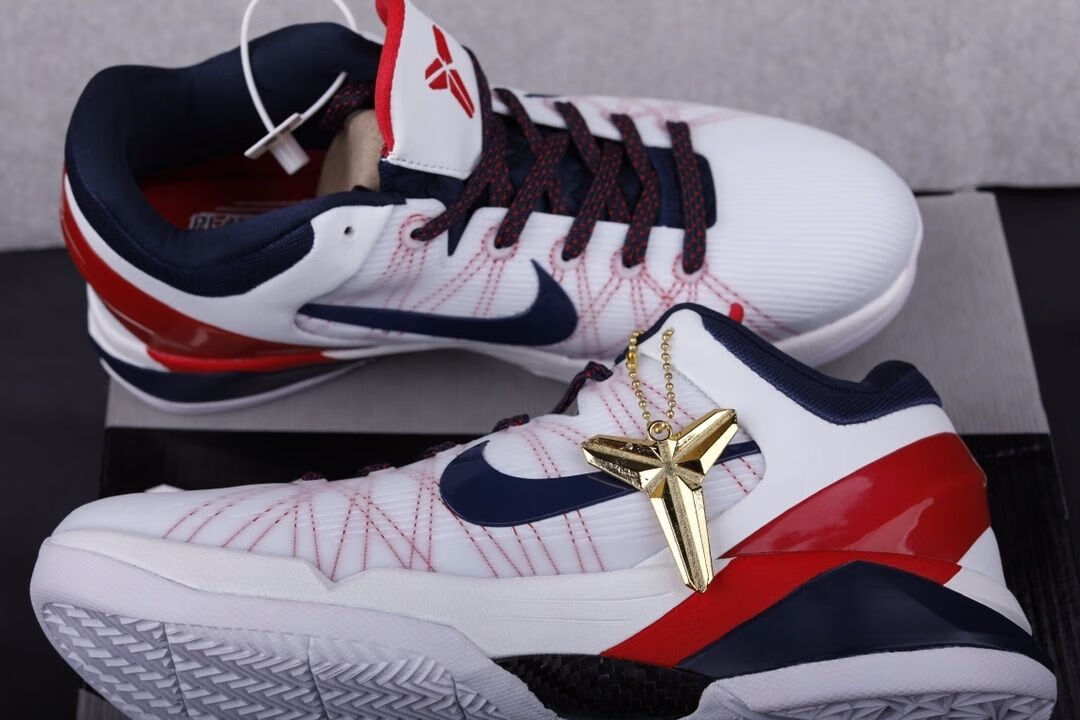 科比7代奥运版大师之路黑金鸳鸯6白灰紫黑曼巴全明星篮球鞋 黑金 43